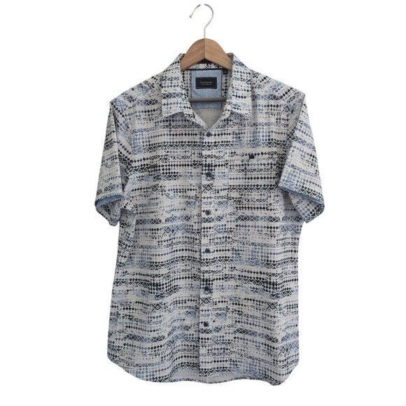 7 Diamonds Steps Ahead Geo Short Sleeve 4 Way Stretch Shirt Size M - Picture 2 of 9